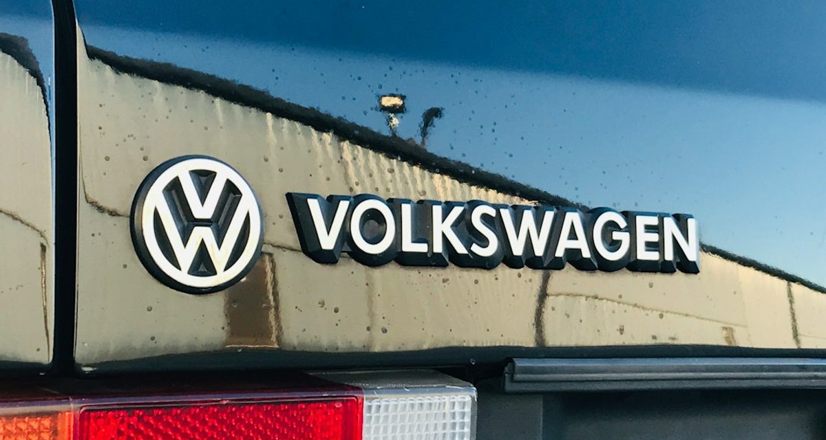 Житель Новочебоксарска потерял 2 млн рублей, пытаясь купить Volkswagen Caravelle из Европы