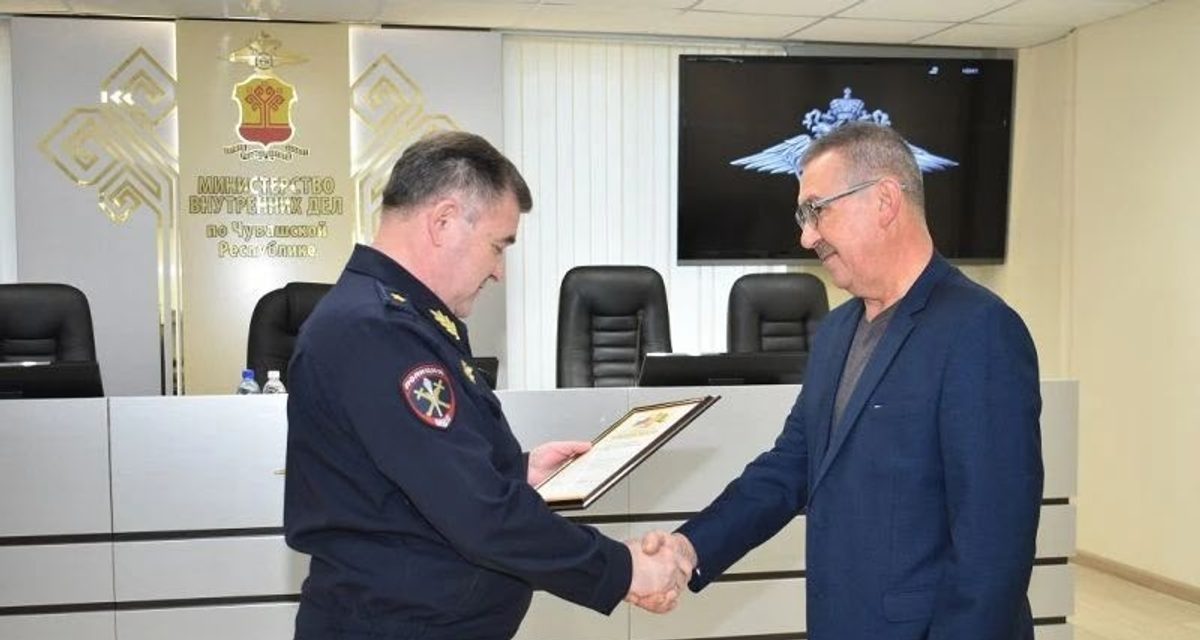 Отставной майор не дал лже-сотрудникам ФСБ выманить у родителей погибшего бойца более 4 млн рублей