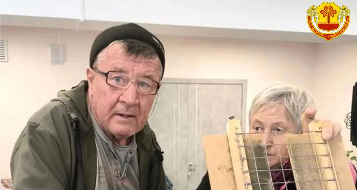 Николай Безуглый собрал станок, чтобы мастерицы быстрее плели маскировочные сети