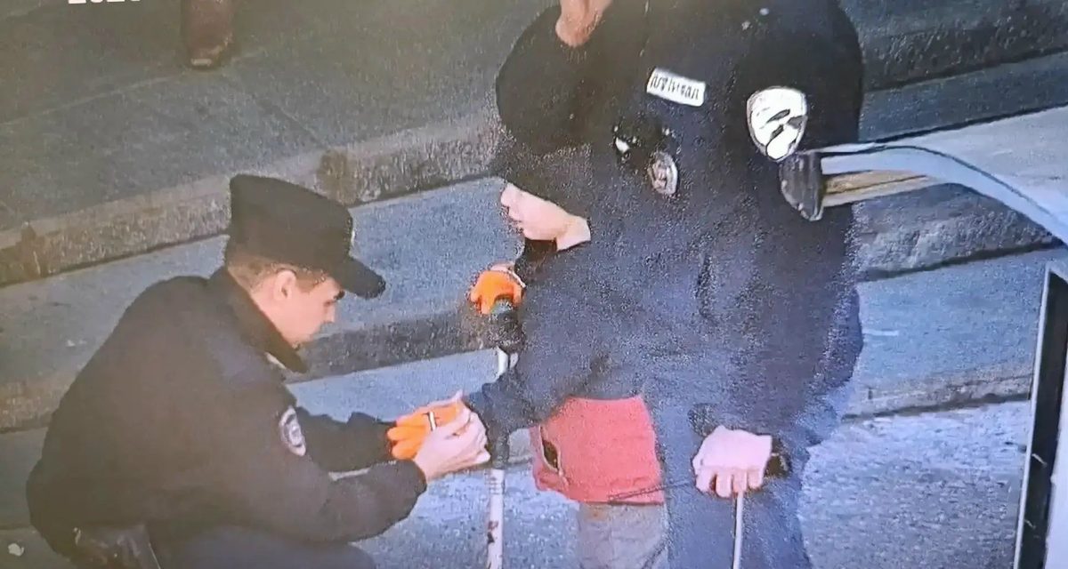 Полицейские нашли четырёхлетнего мальчика у сквера в Чебоксарах