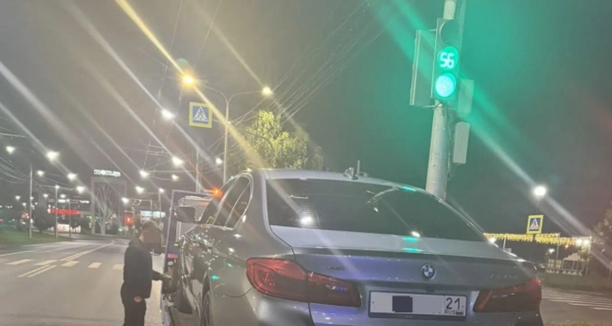 В Чебоксарах очевидцы помогли задержать нетрезвого водителя «БМВ»