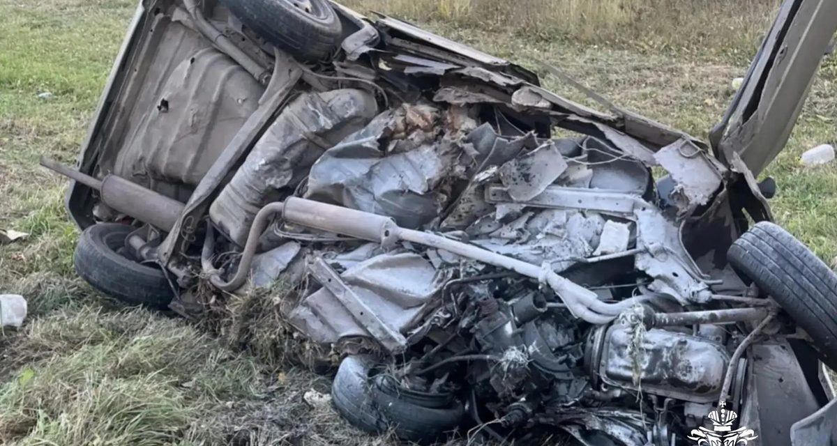 Четыре человека погибли при столкновении трех автомобилей на трассе А-151